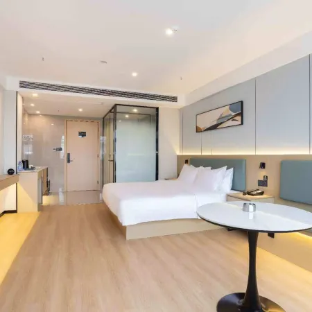 Qingmu Collection Hotel (Tongcheng International Financial Plaza Wangxi East Road)