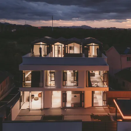Suye Homestay