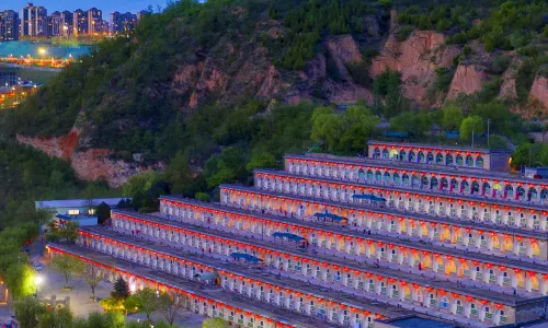 Yan'an Heritage Cave Hotel