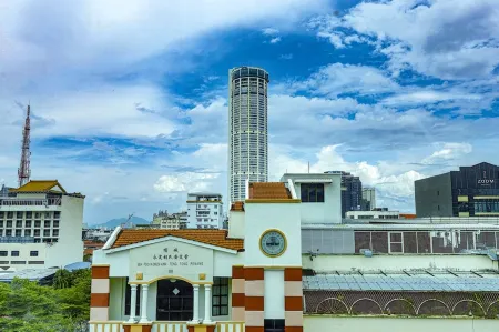 Q Collection @ Macalister