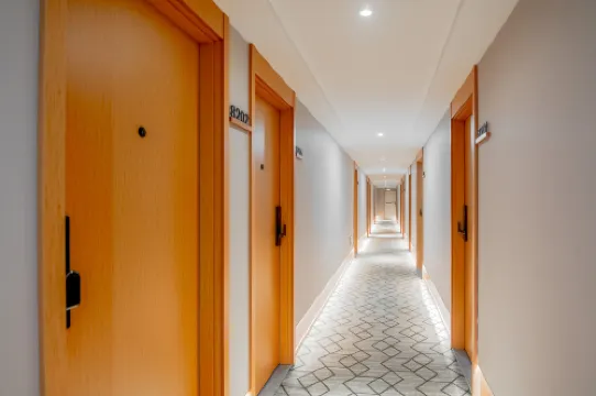 Home Inn Plus Four Seasons Hotel (Hangzhou West Lake Wulinmen Metro Station Branch) Empfohlen Photos