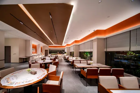 Art Stay Hotel(Dongguan Huanyu Huijin Center Store) Отели рядом с достопримечательностью «Guangdong University of Science & Technology»