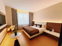 Golden Orange Hotel Wangjing Hot