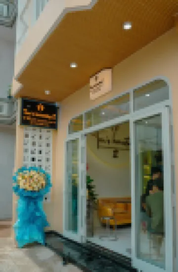 TOM'S HOMESTAY 2 Các khách sạn gần Sông Hương