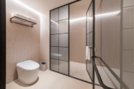 Orange Hotel (Zhengzhou East High-Speed Rail Station East Square Store) Hotels near Zhengzhoudong Railway Station