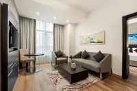 Ramada by Wyndham Dubai Barsha Heights - Balkon