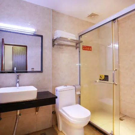 Q+ Treasure Palace Hotel