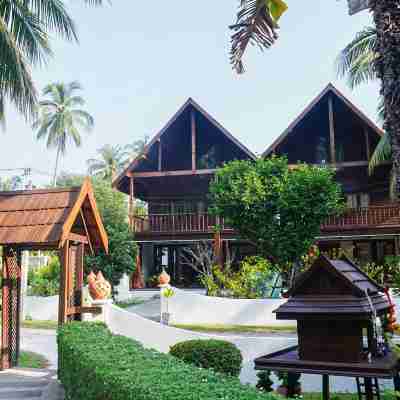 Leeloo Paradise Resort Hotel Exterior