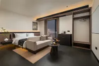 MOMENTUM Hotel (Wuhan Jiangtan Jianghan Road Pedestrian Street Branch)