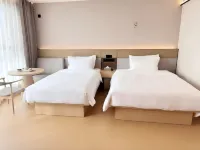 Holiday Inn Hexian Hotel in zona The Conqueror's Temple