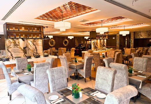 Howard Johnson by Wyndham