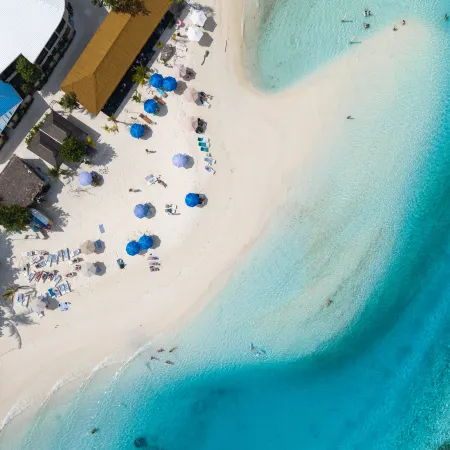 Sky Beach Maldives - Dhiffushi