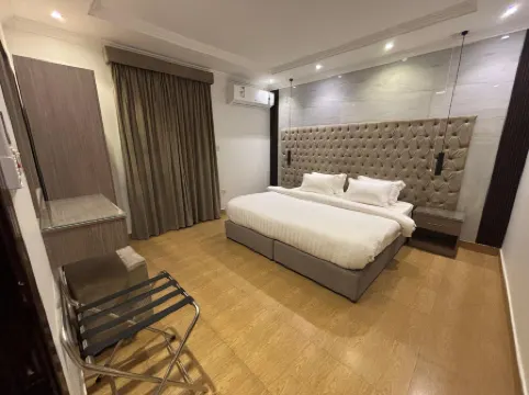 Afaq Suite Al-massif