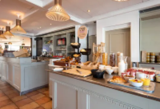 B&B Hotel Calais Terminal Cité Europe 3 étoiles Hotels in Pas-de-Calais