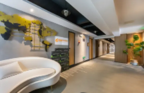 猫咪eスポーツホテル（高速鉄道東駅）