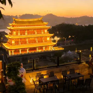 Guanhan Hotel (Chaozhou Ancient City Paifang Street Guangji Bridge) Hotels near Memorial Temple of Han Yu