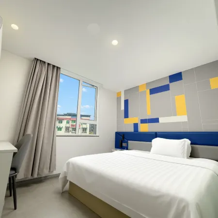 7Days Inn Chain Hotel (Renshou Shuyuan Road Food Street)