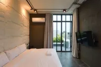 Naverlyhills Huahin pool villa - Villas