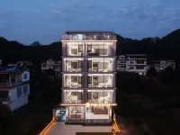 Floral Hotel · Ziyunlan Court (20 RMB Background Scenic Area Branch) Hotel dekat Yangshuo Railway Station