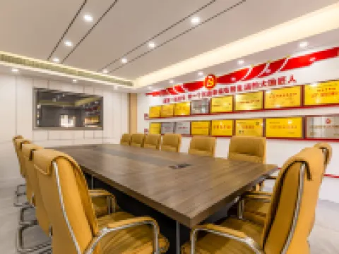 Echarm Hotel (Shiyan Zhuxi Wuling Nightless City) Hotels in Zhuxi