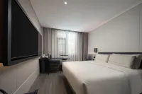 Xiamen Zhongshan Road Pedestrian Street Bashi Residence Hotel