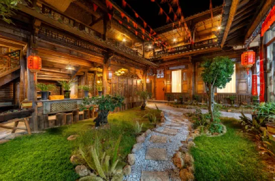Hike Haven, a Naxi designer Snow Mountain Scenic Homestay Hotels near Lijiang Sanyi International Airport