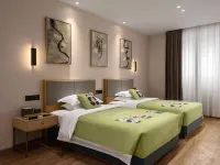 Nanchong Sun City Hotel (Five Star Garden 1227 Shopping Plaza) Hotels in Five-star Garden/North Lake Park/1227 Plaza