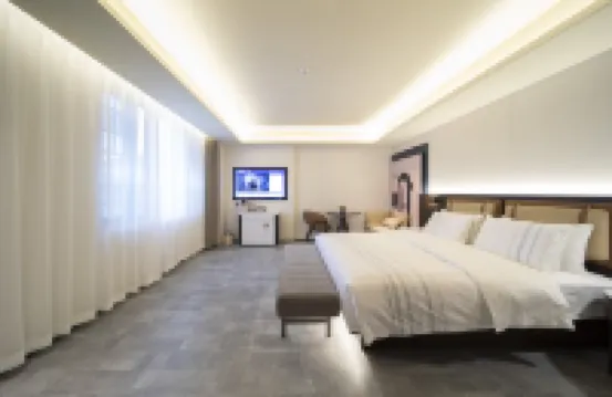 Xianning Chongyang Yesfel Hotel