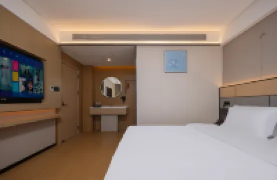 Xinyunji Hotel (Danzhou Baimajing Town)