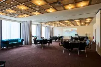 Mantra Albury Hotel - parking
