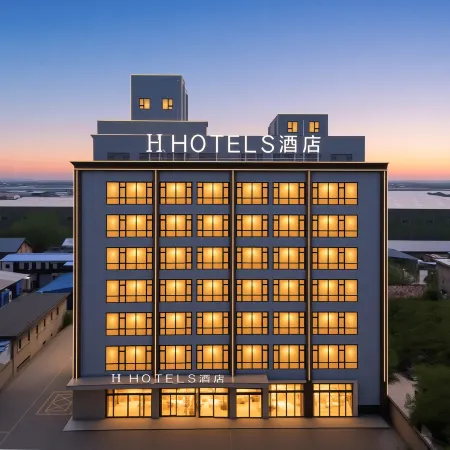 H HOTELS