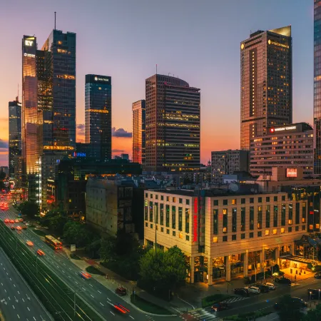 Hotel Mercure Warszawa Centrum Отели рядом с достопримечательностью «ОРКО Тауэр»