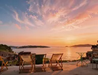 SIXPENCE Moonlight Seaview Homestay (Pingtan Huandao East Road) - Mountain view