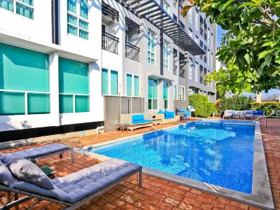 Crystal Suites Suvarnbhumi Airport