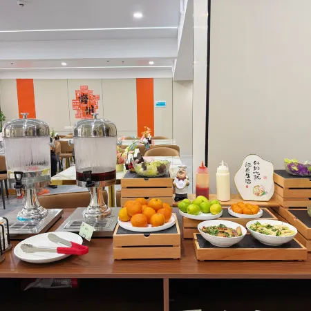 Shiguang Hotel (Meizhou West High-Speed Railway Station Branch)