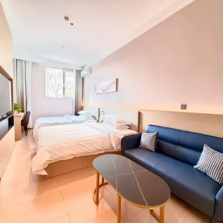 Maple Forest Business Hotel