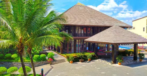 Days Hotel Hainan Baoting