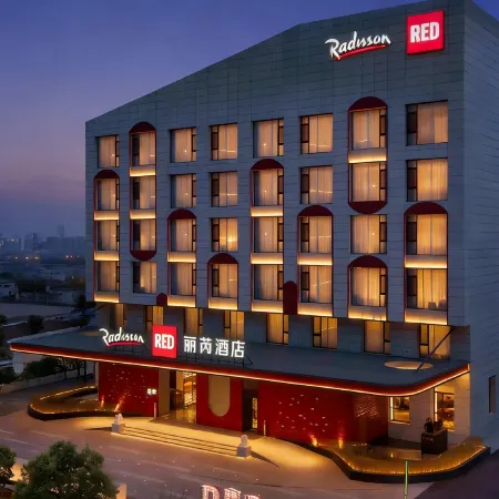 Radisson RED Datong