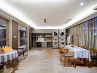 熱麥X電競酒店（餘姚萬達店）