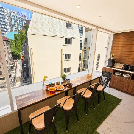 SR Compact Hotel Sinchon