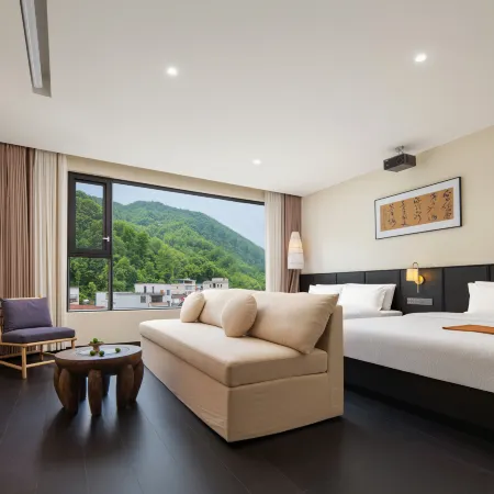 Lanshan Bieyuan Homestay (Mangshan Grand Canyon Rafting)