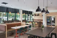 Premiere Classe Warsaw Airport - Bãi đậu xe