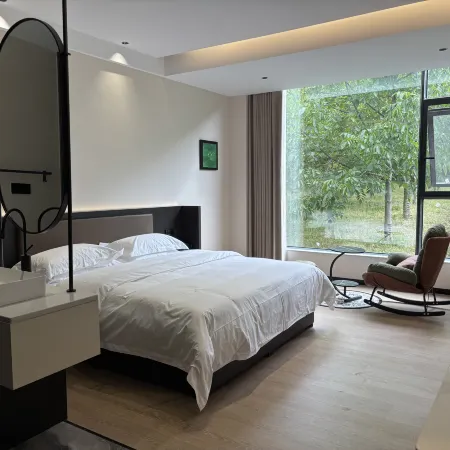 Heishui Banshanhai Homestay