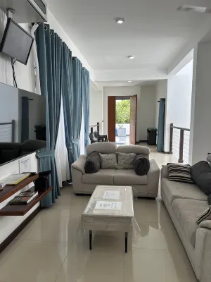 Beauty World Villa - Gampaha - parking
