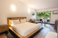 Sunshine Lodge Inn - Pet friendly