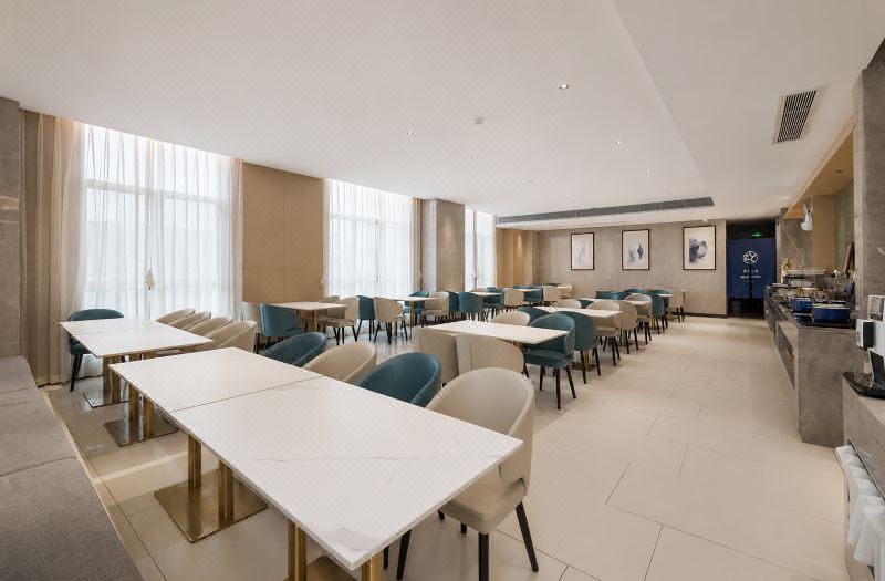 Starway Hotel (Chongqing West Railway Station Hualong Subway Station)