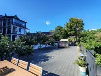Huanyue Hotel - Mountain view