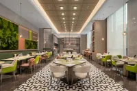 Chengdu East Station Hilton Hui Ting Hotel - 4-Star
