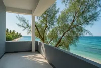 Uroa Beachfront 2BR • Balcony • Free Wi-Fi - Wifi