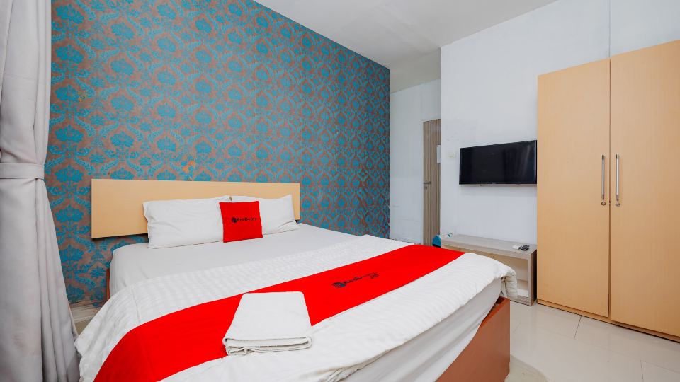 RedDoorz Syariah Near Metropolitan Mall Bekasi